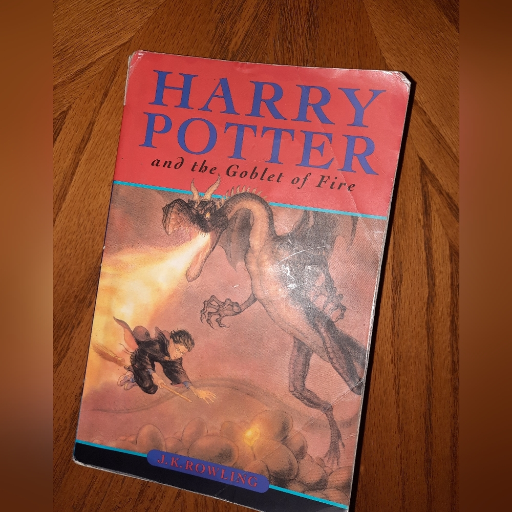 FIRST EDITION HARRY POTTER